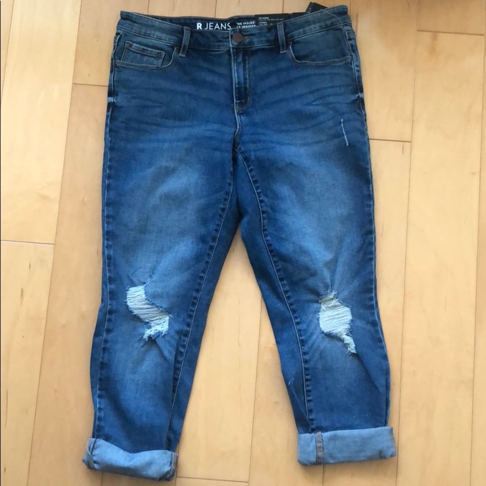 NWT Distressed Blue Medium Wash R Jeans
